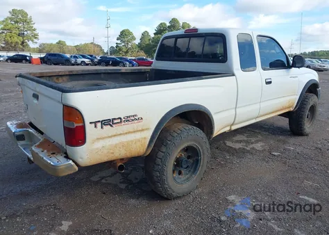 1999 Toyota Tacoma from USA, damaged, VIN 4TAWN72N8XZ467861